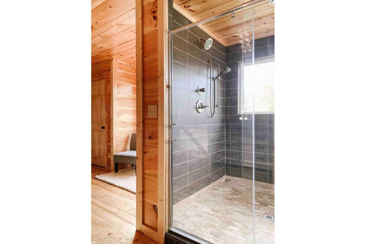 Splash Of Moonshine -Heated Indoor Pool, Hot Tub, Arcade Game Room Pigeon Forge Exterior photo