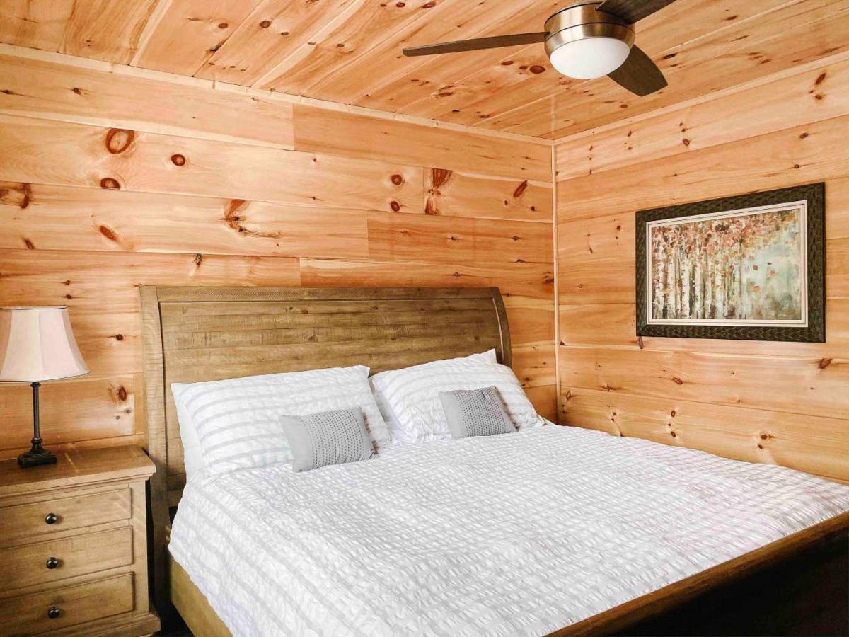 Splash Of Moonshine -Heated Indoor Pool, Hot Tub, Arcade Game Room Pigeon Forge Exterior photo