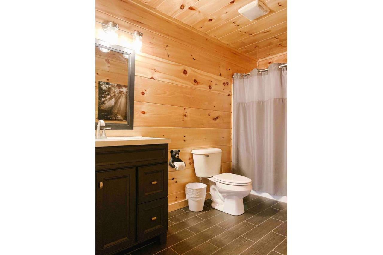 Splash Of Moonshine -Heated Indoor Pool, Hot Tub, Arcade Game Room Pigeon Forge Exterior photo